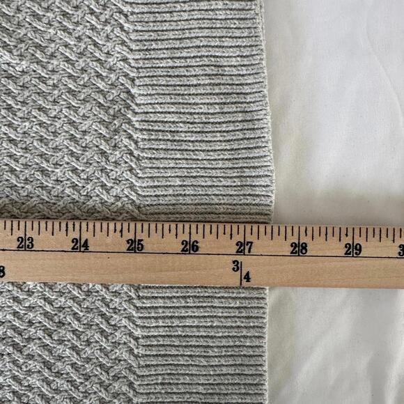 Banana Republic Men's Gray Knit Sweater with Button Placket - Large - Picture 6 of 7